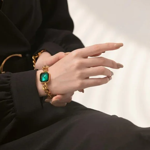 Cuban Chain Chunky Bracelet Emerald Color Stone - Picture 4 of 5